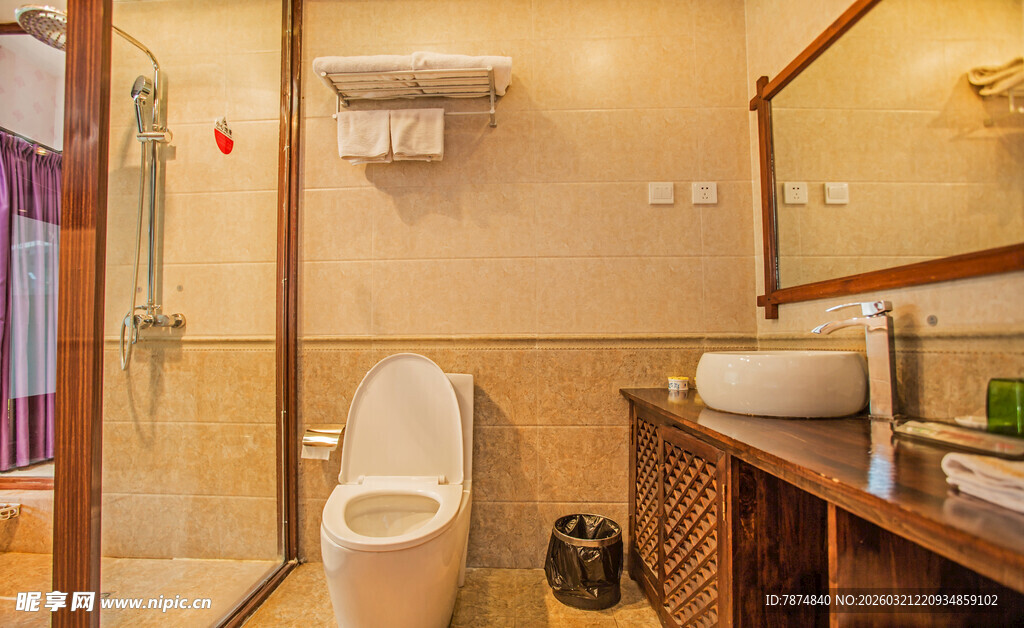 现代简约风格卫生间