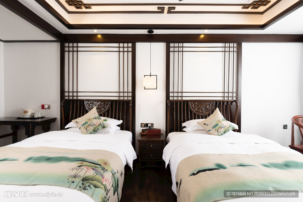 中式风格双床卧室空间