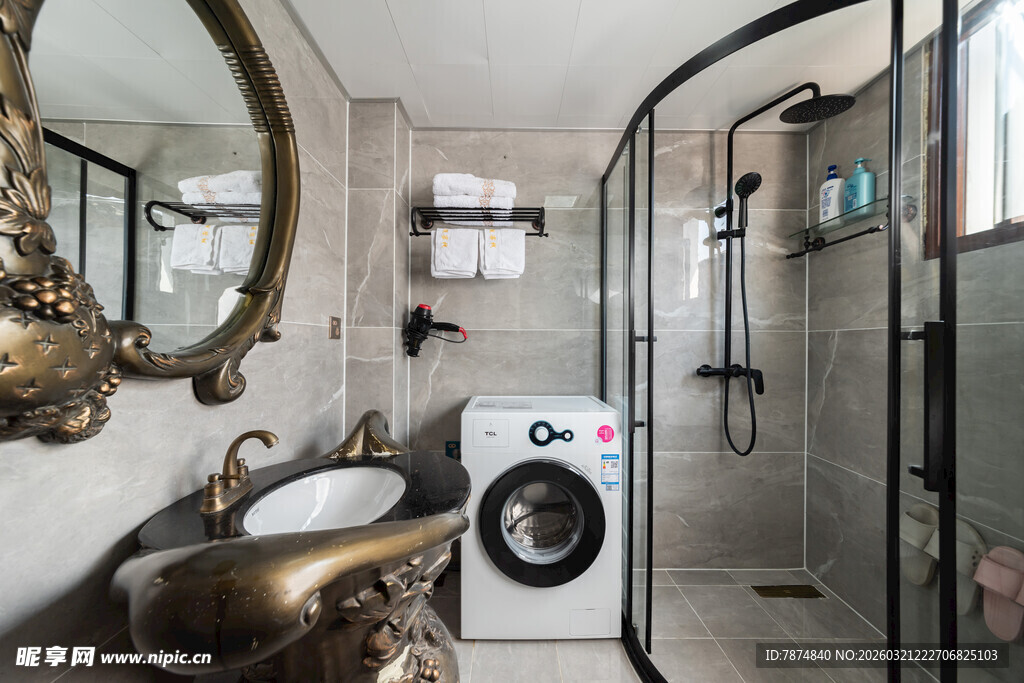 复古风浴室 精致卫浴设施