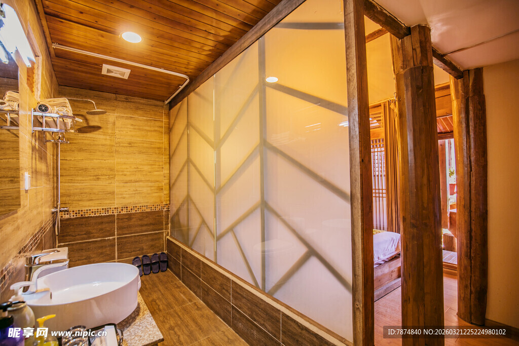 日式风格木质浴室空间