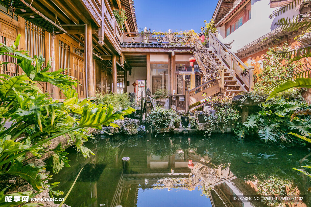 中式庭院水景 绿植环绕