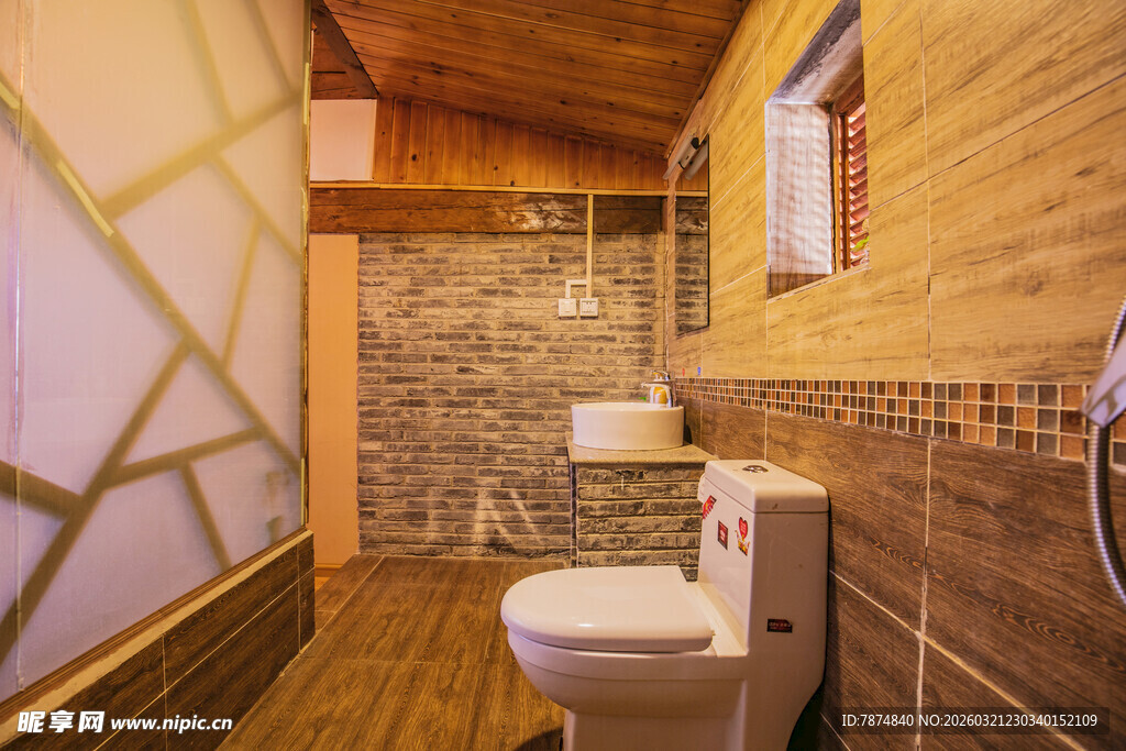 木质风格温馨卫生间一角