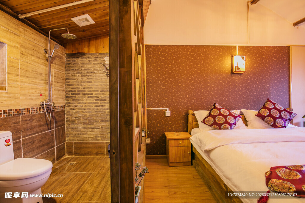 温馨木质风卧室与卫浴空间