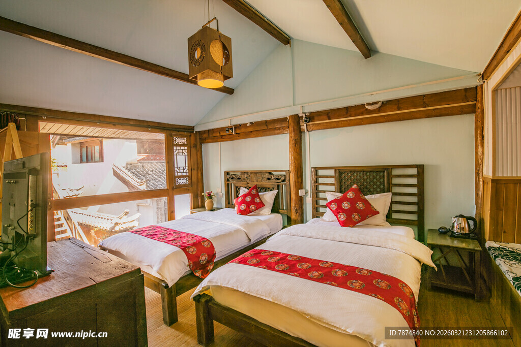 温馨日式风格双床卧室