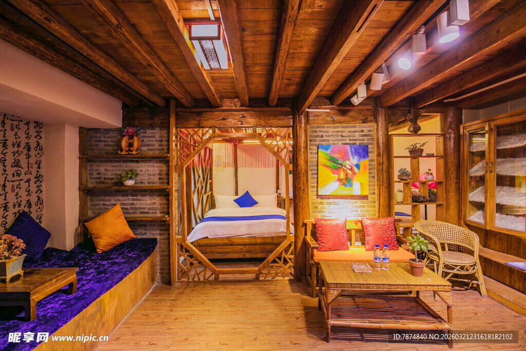 温馨古朴的特色室内空间