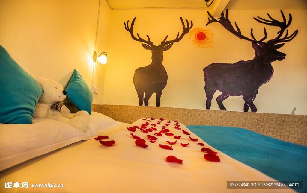 温馨卧室 浪漫装饰布置