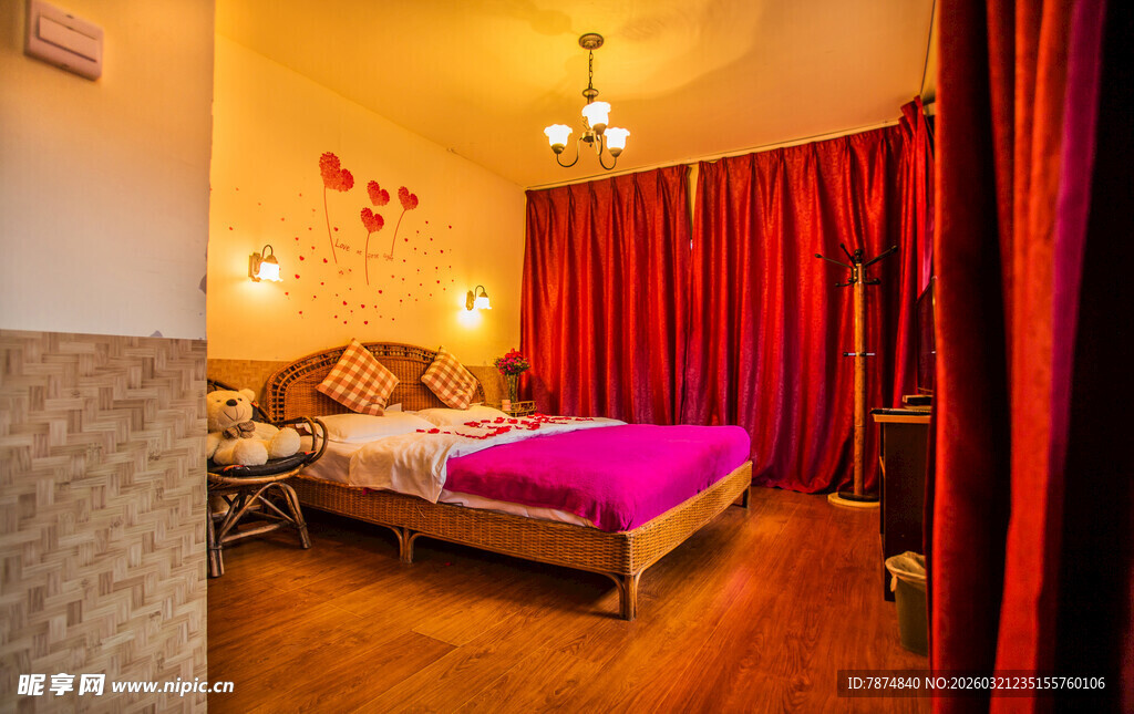 温馨浪漫卧室场景