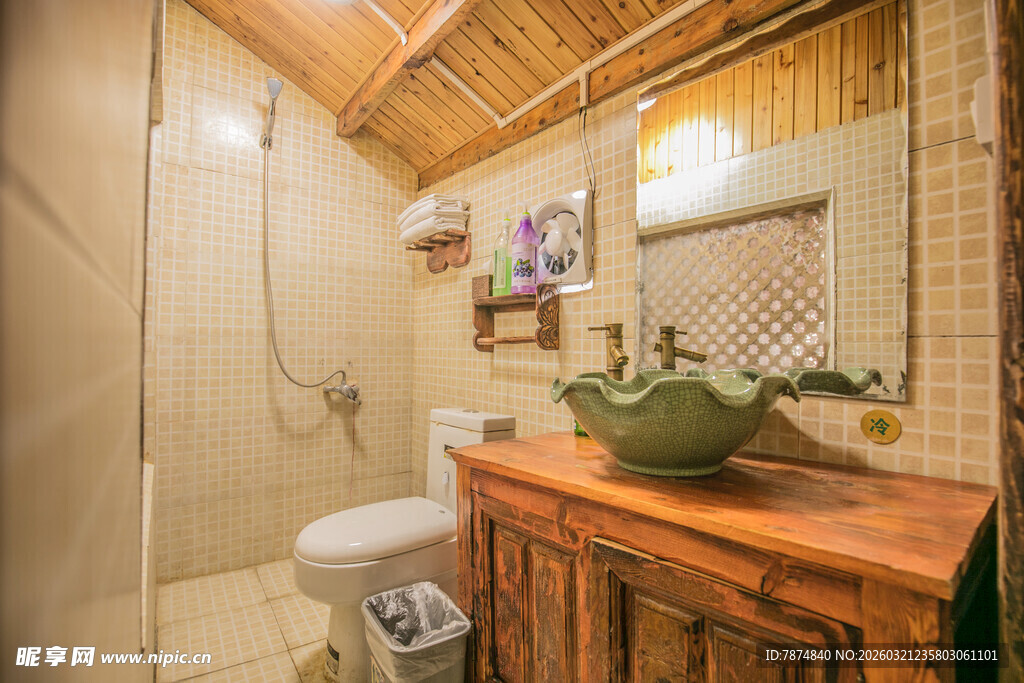 自然风木质卫浴间设计