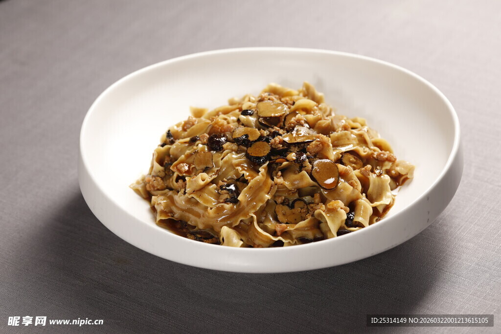 一碗美味的炒面