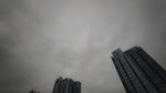 阴天中的高楼大厦