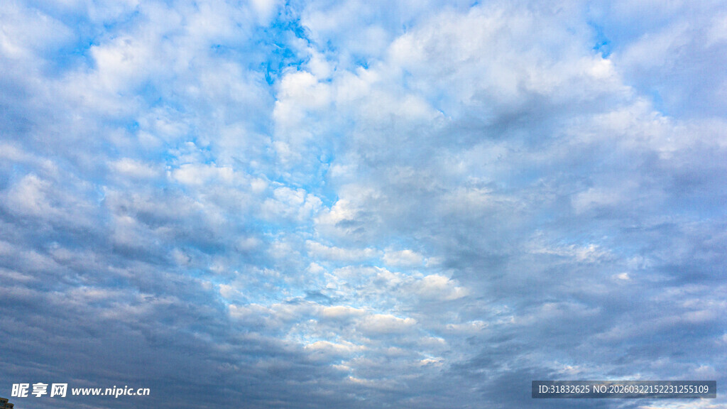 蓝天白云美景
