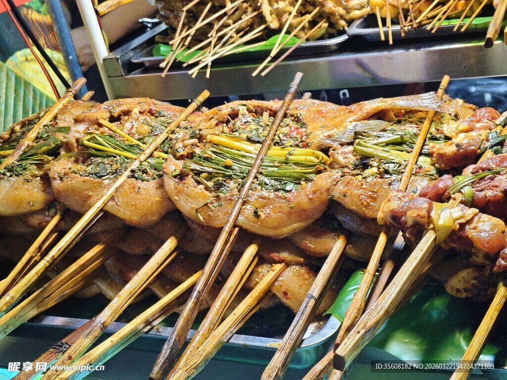 美味特色烤鱼视觉盛宴