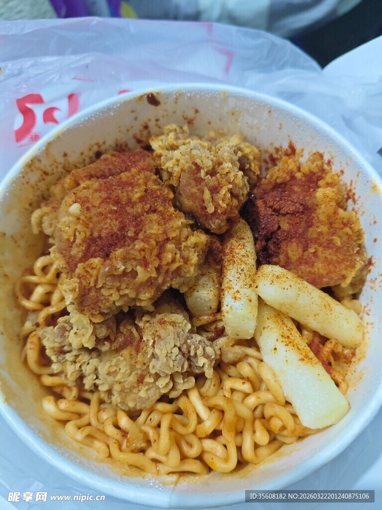 美味炸鸡泡面套餐