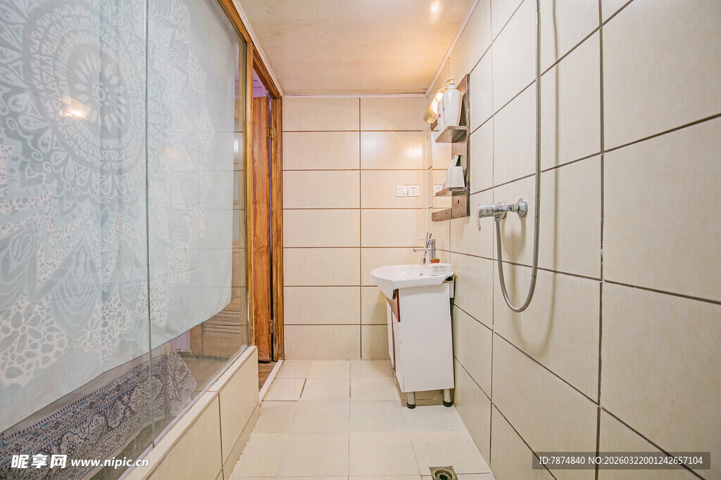 简约现代风格的卫浴空间