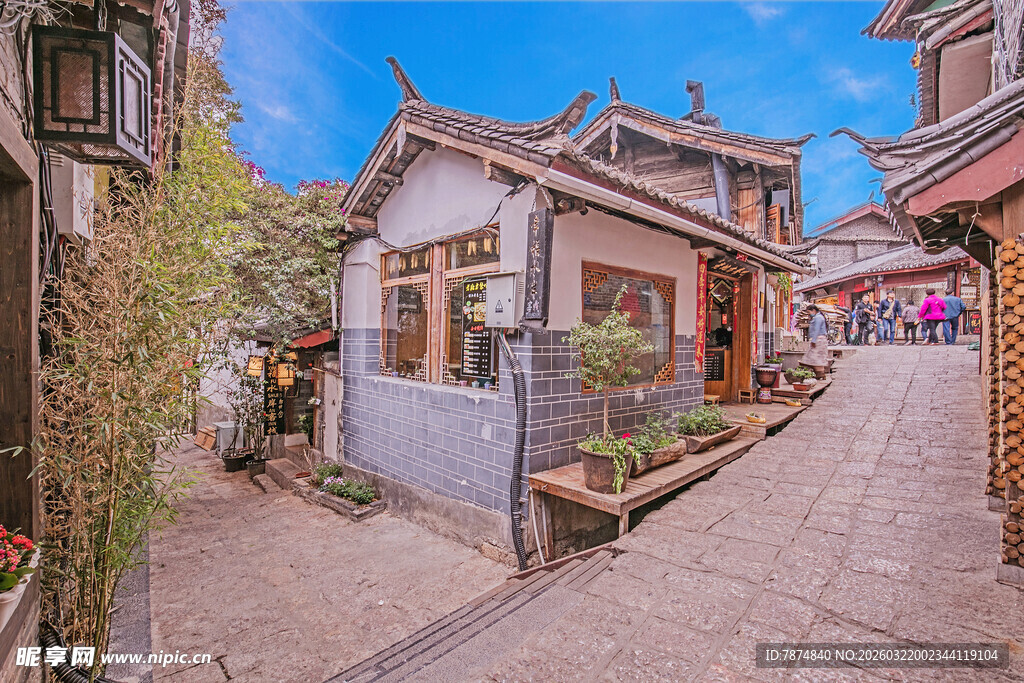 古雅小巷中的中式民居