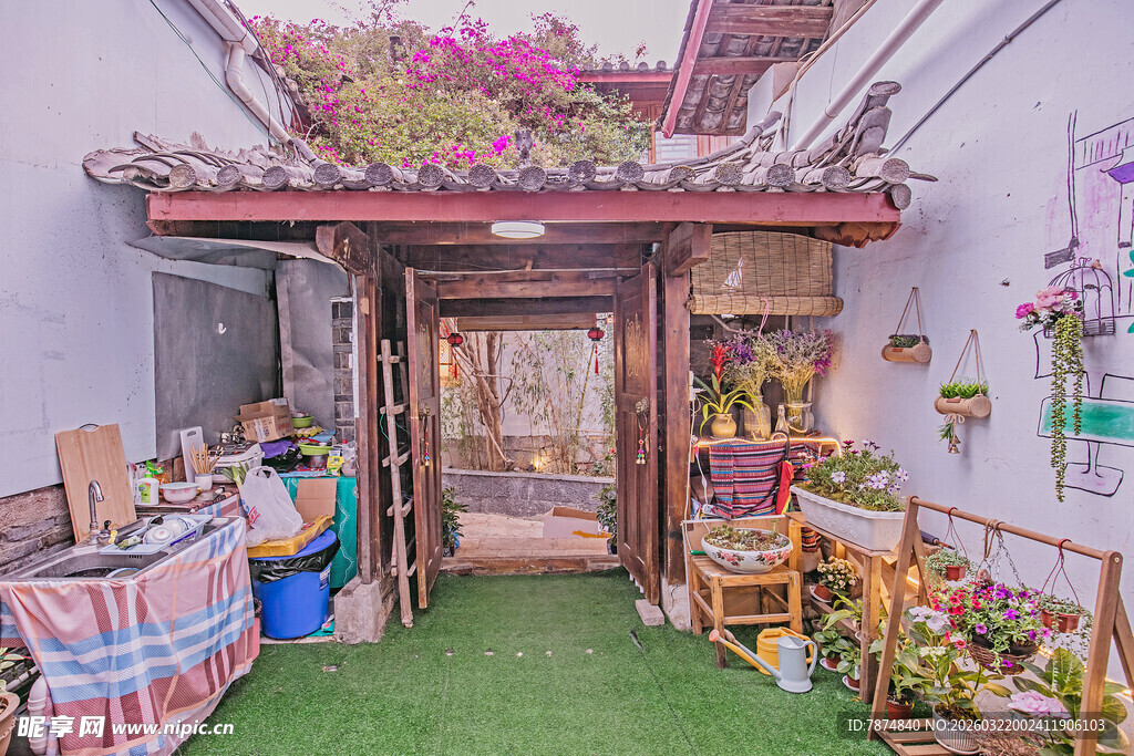 古雅小院 绿植环绕的闲适空间