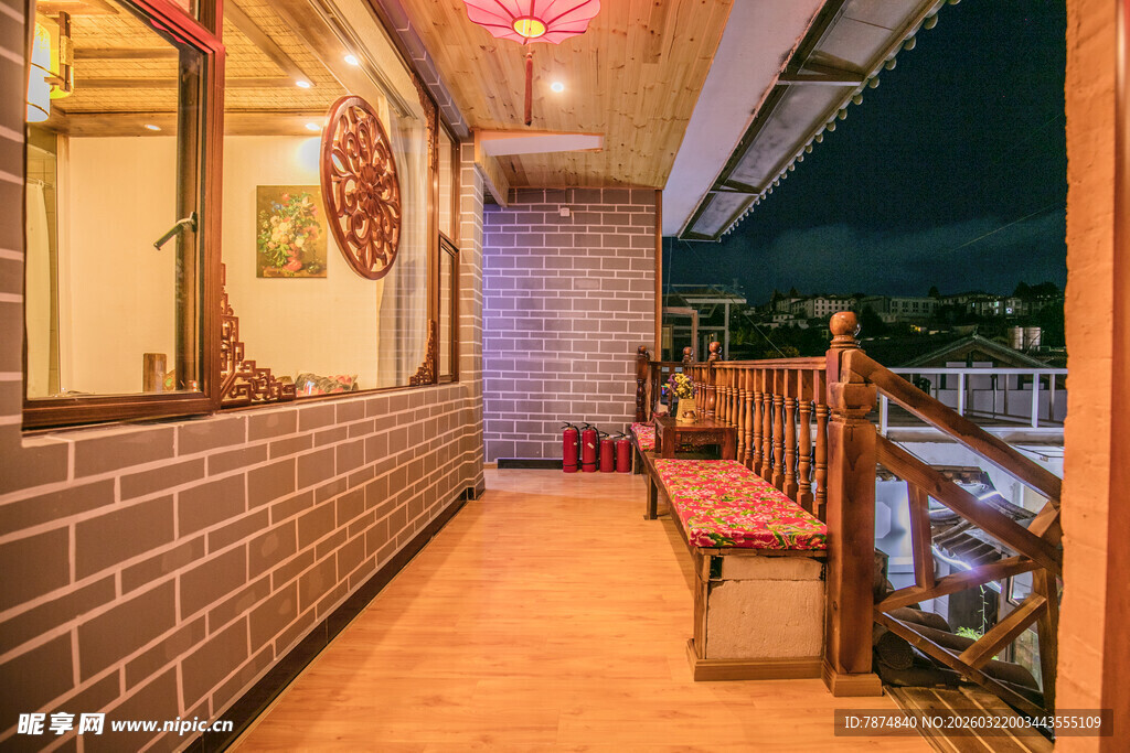 温馨民宿露台休闲一角