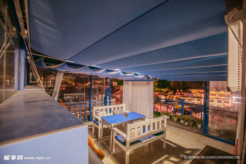 屋顶露台惬意休闲空间