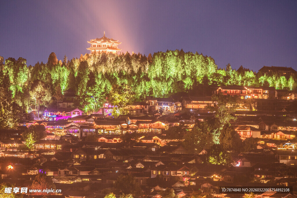 城市夜景中的璀璨灯光景观