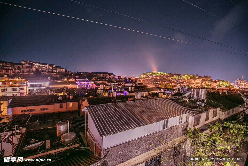 山城夜景璀璨灯火迷人
