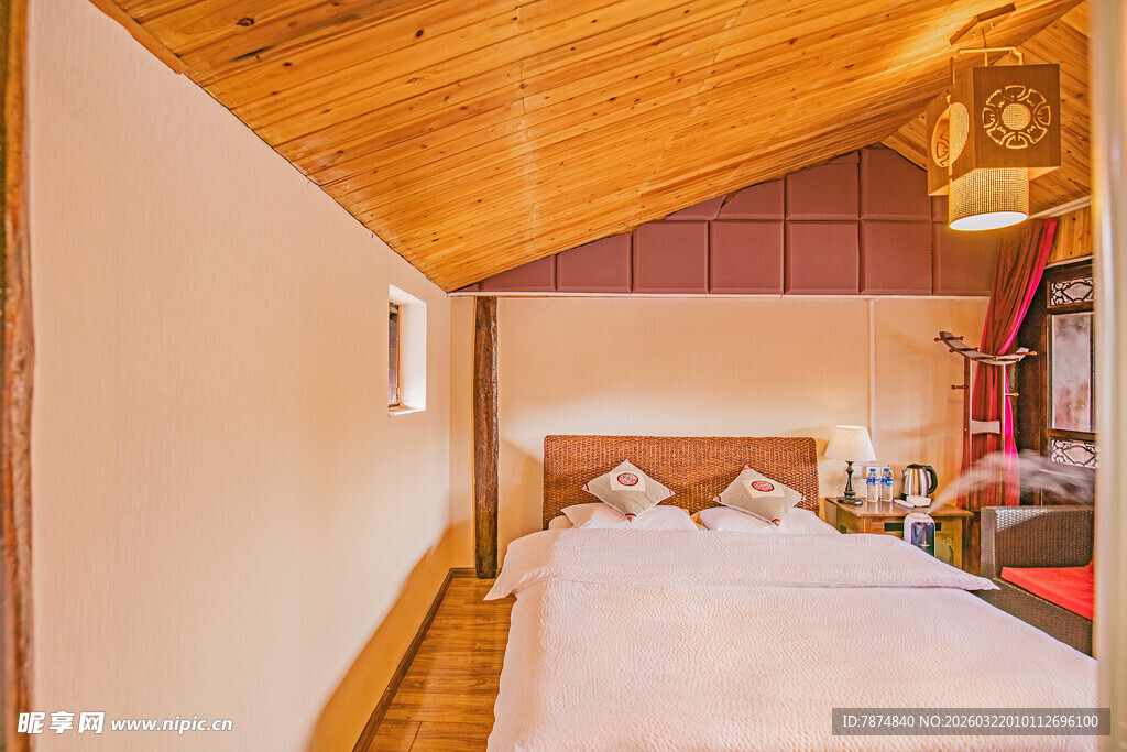 温馨木质风卧室舒适空间