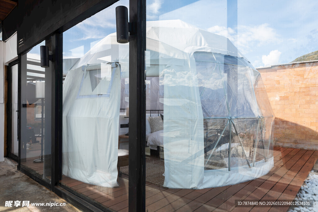 透明户外泡泡屋