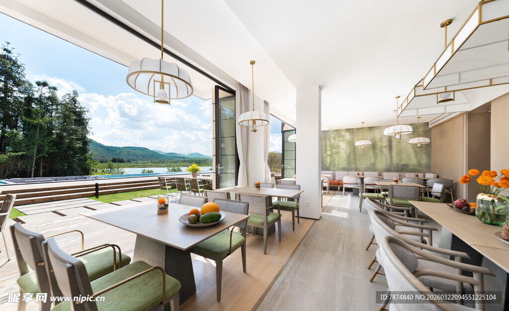 现代宽敞明亮的开放式餐厅