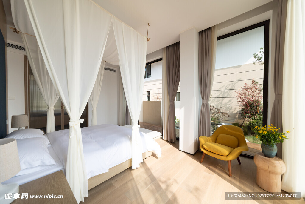 简约雅致的温馨卧室空间