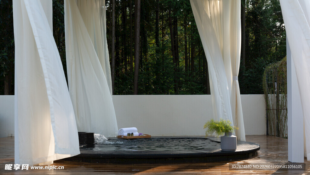 户外白色帷幔休闲休憩区