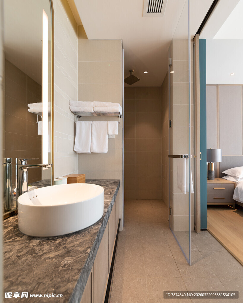 现代简约风格浴室一角