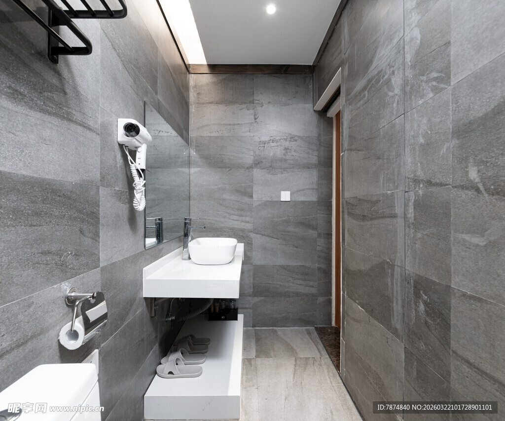 现代简约风灰色系卫生间