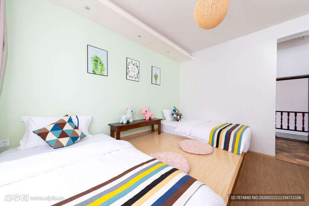 清新简约风儿童卧室空间