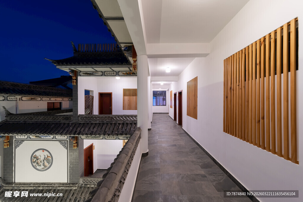 中式庭院夜景走廊