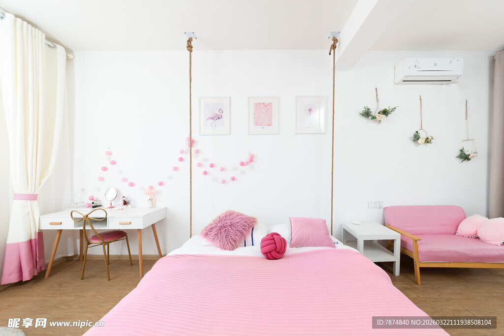 粉色温馨少女风卧室空间