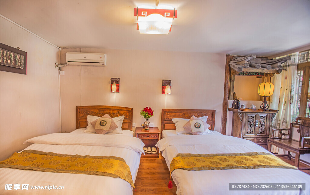 温馨双床客房展示