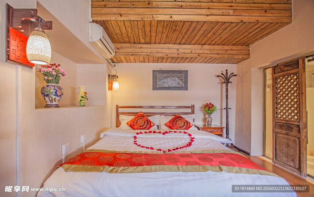 温馨浪漫的卧室休憩空间