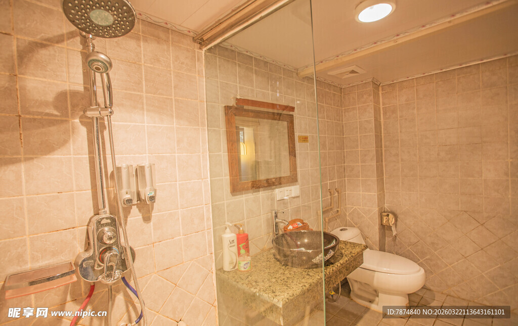 简约风卫生间室内场景