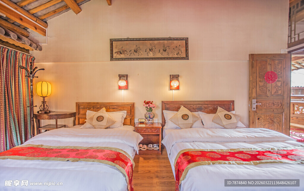 温馨双床民宿客房场景