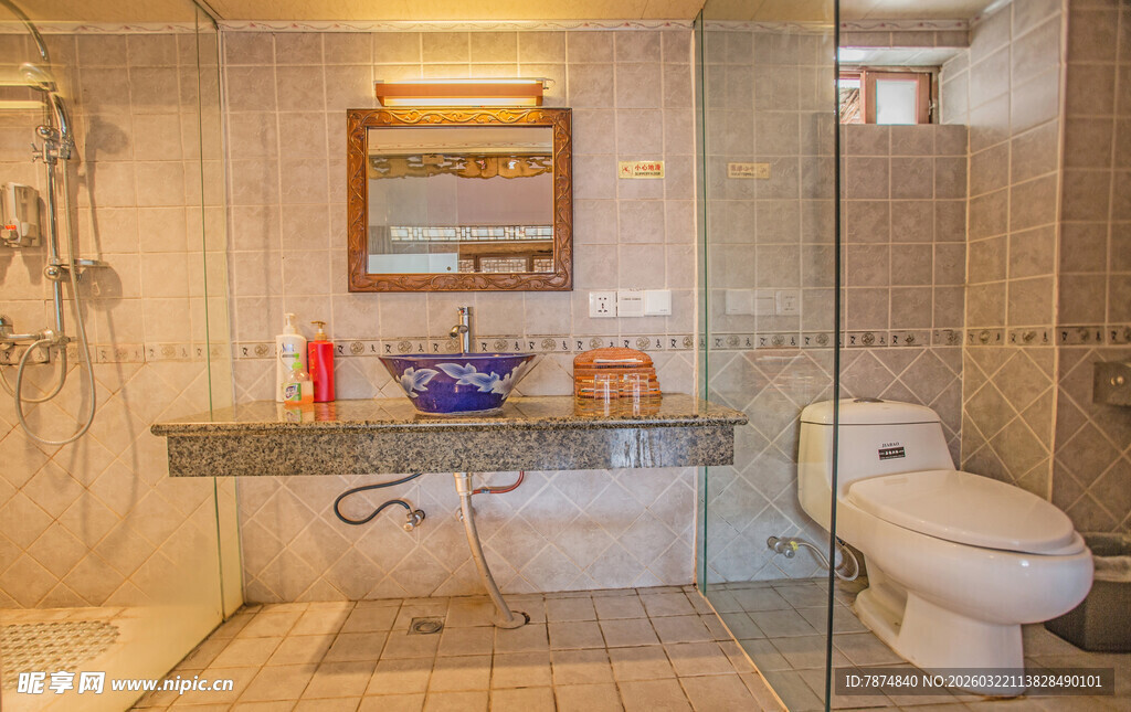 现代简约风格的卫生间