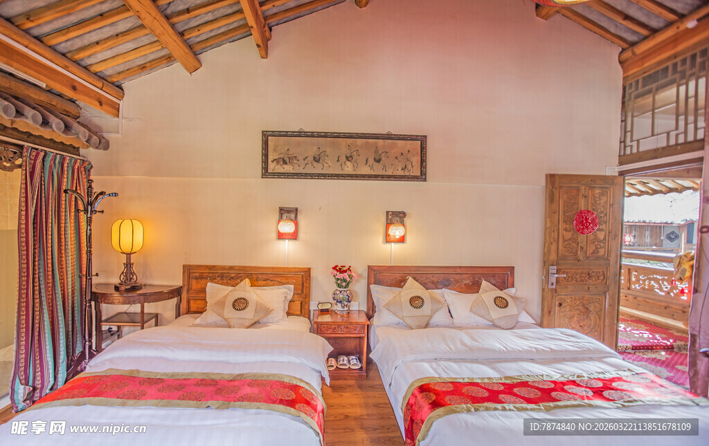 温馨双床民宿客房