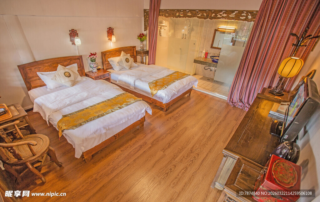 温馨双床卧室室内场景