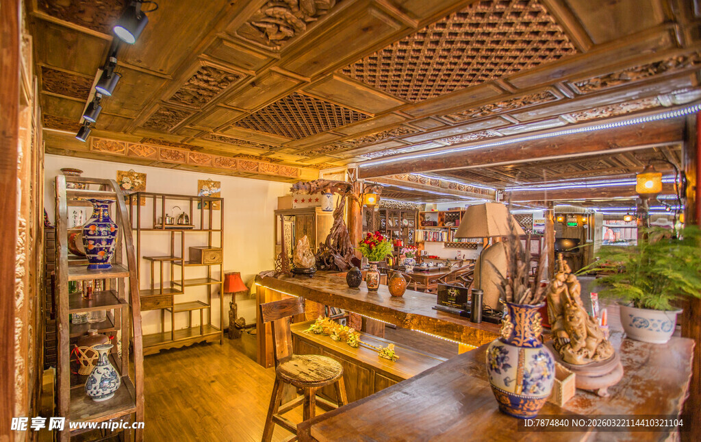 温馨复古风的室内休闲空间