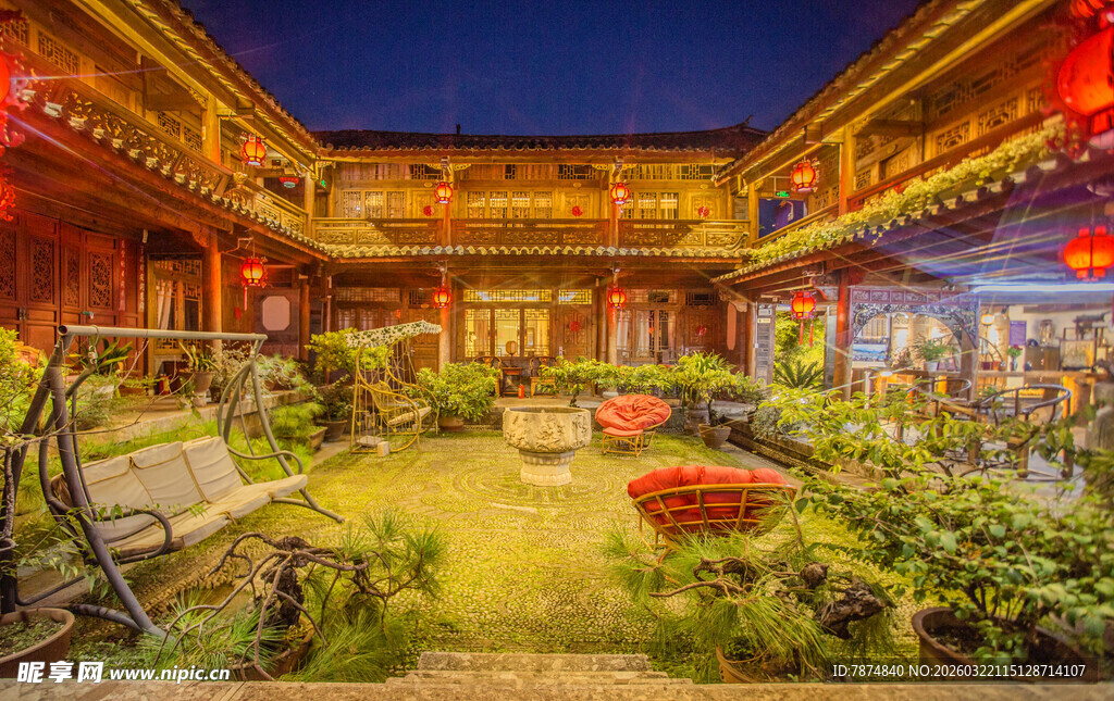 古雅庭院夜景 灯火阑珊