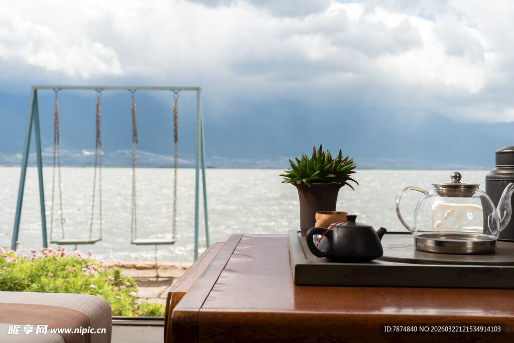 湖畔茶室 静享自然与闲适