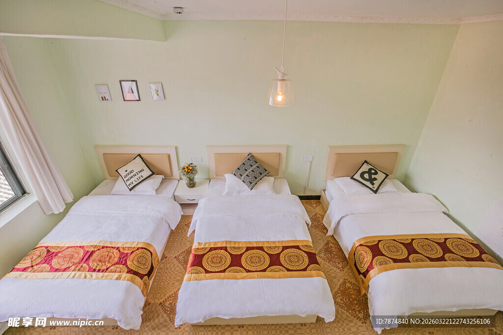 简约温馨三人卧室