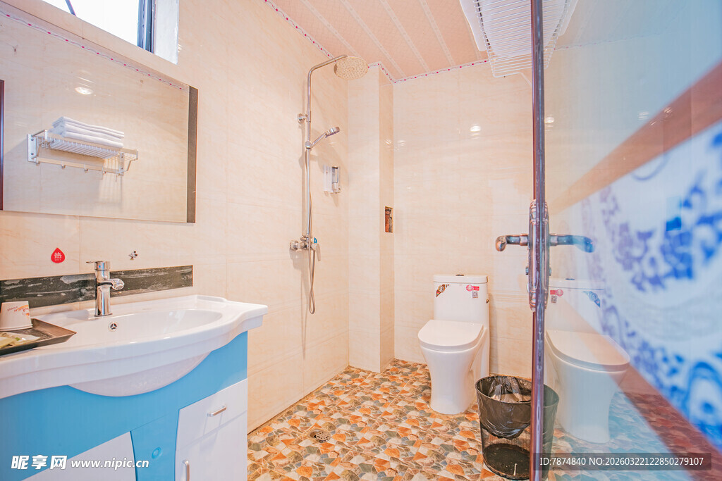 清新简约风卫生间一角