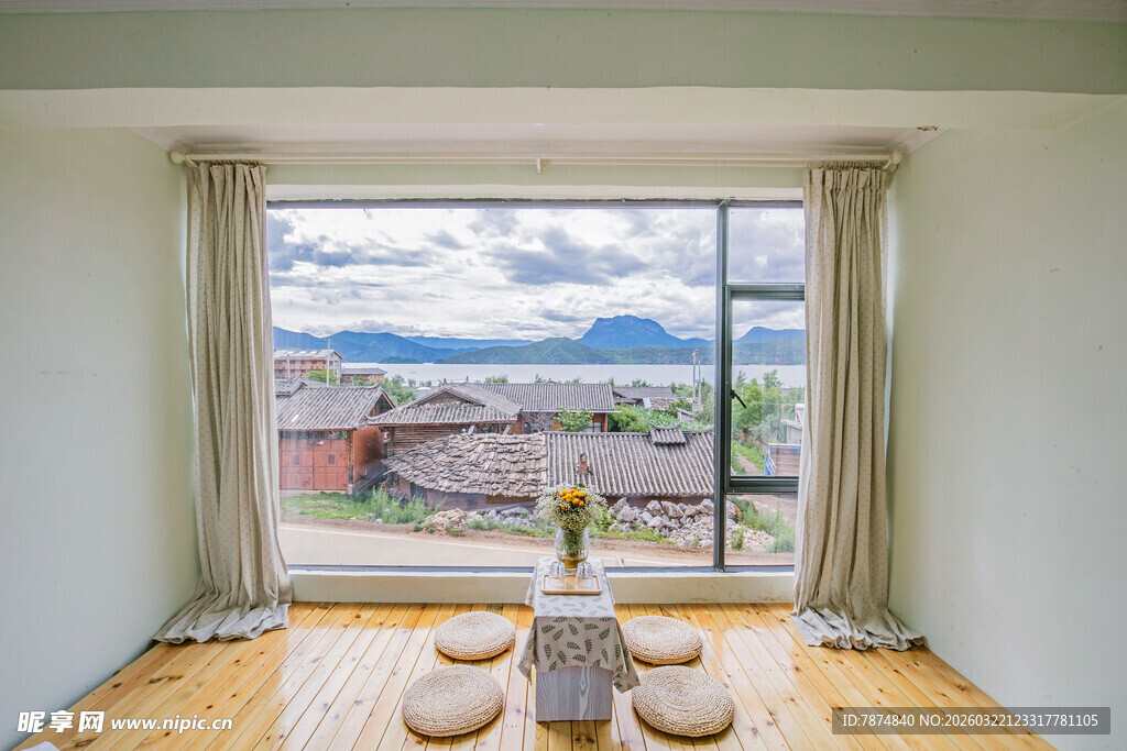 窗边日式风榻榻米休闲空间