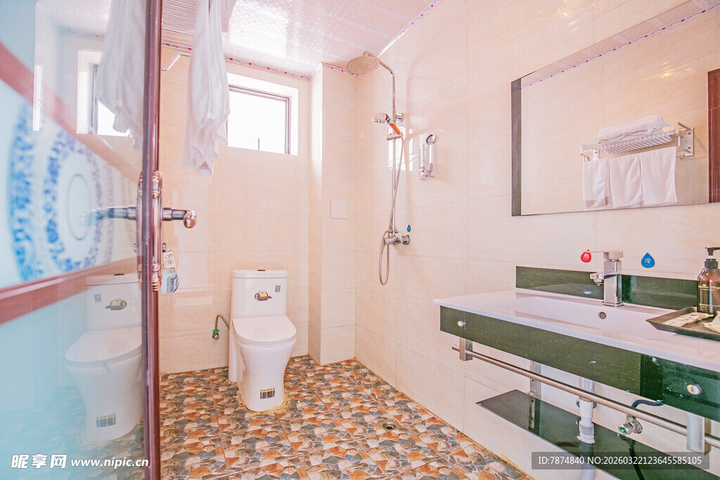 现代简约风卫生间设计