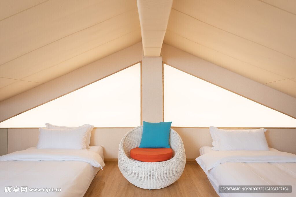 简约阁楼卧室温馨场景