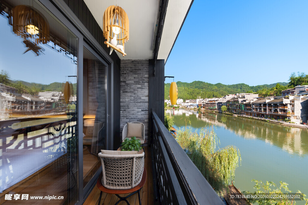 河畔中式阳台观景美境